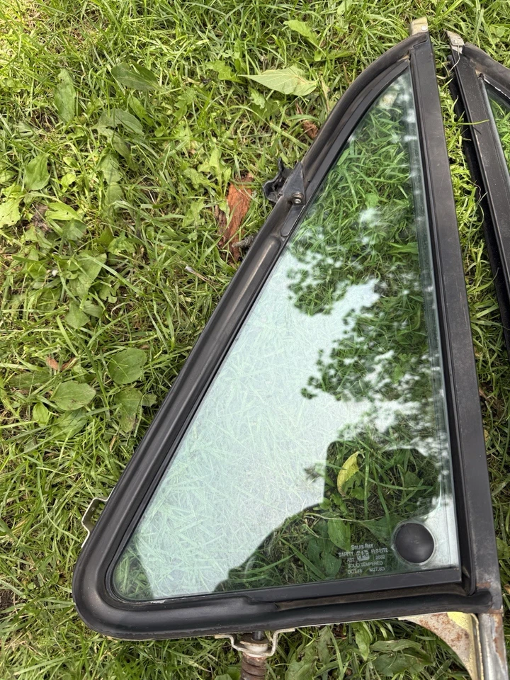 1971 - 1995 雪佛兰 G10 G20 G30 Van Door Vent Wing 窗玻璃 GMC G15 G25 G35 — 第 4/4 张图片