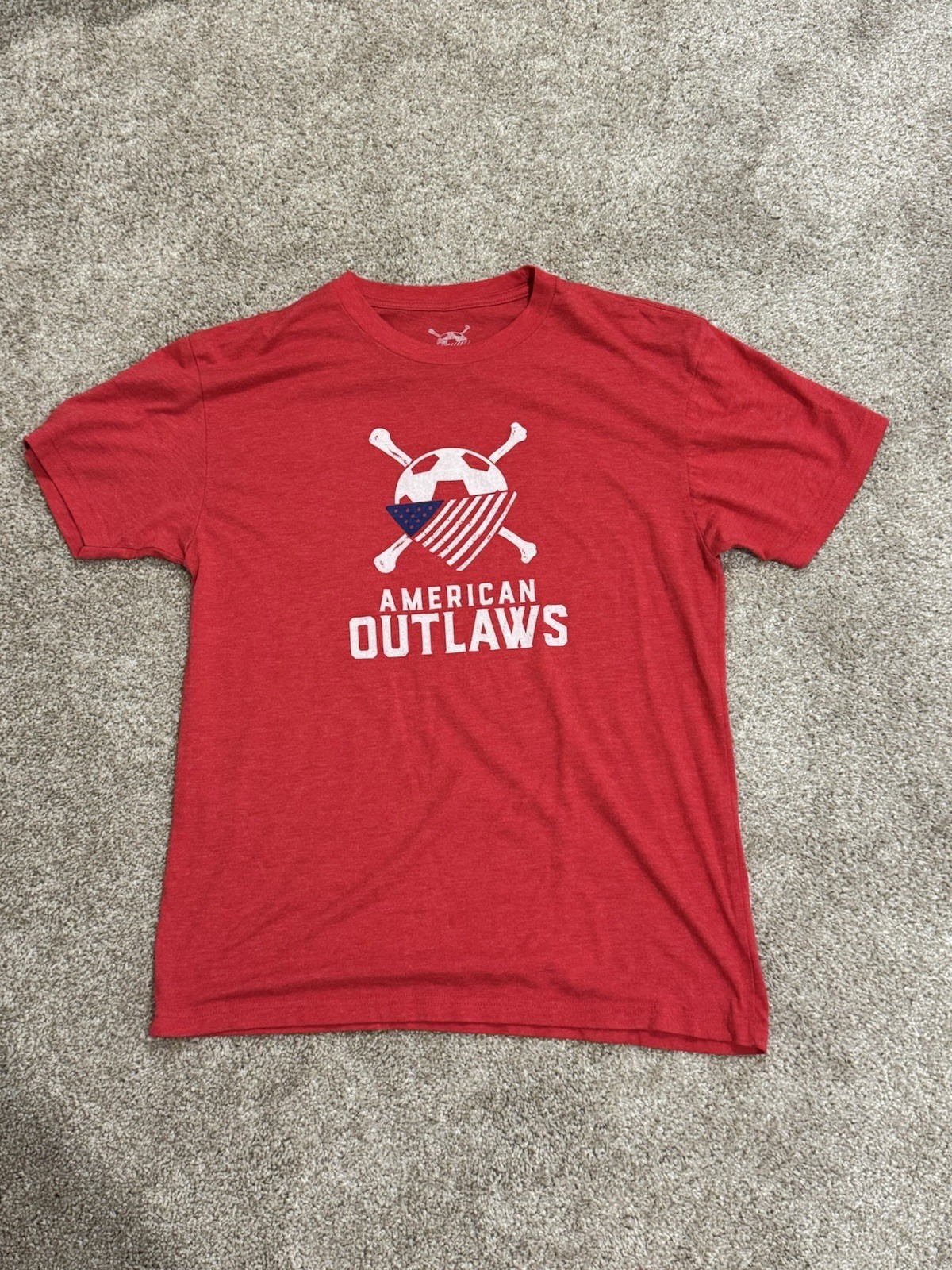 American Outlaws USMNT Soccer Red T-Shirt US World Cup Bandit Bandana Size M