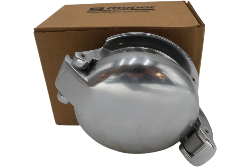 4763684AD NOVO OEM 1996-2002 DODGE VIPER GTS PORTA DE COMBUSTÍVEL - Imagem 3 de 4