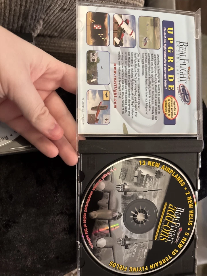 RealFllight G2 (3 DISCOS) Foto 3 de 3