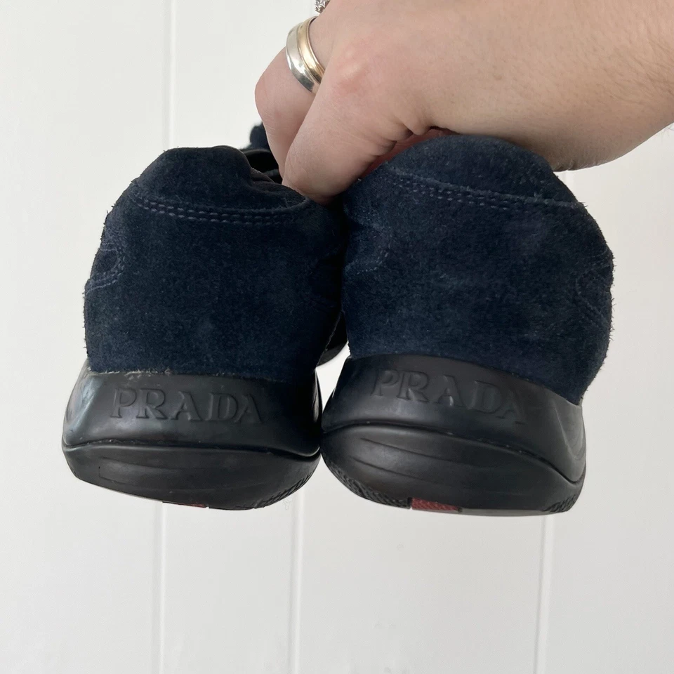 Zapatilla Prada Cuero Gamuza Azul Marino Dorado Logo Talla 36/6 Foto 4 de 4