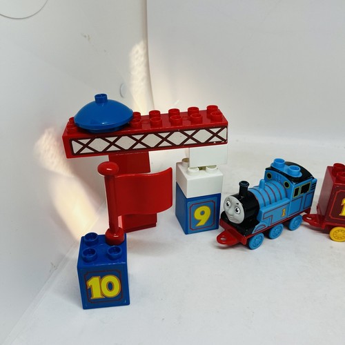 Thomas And Friends Junior Builder Mega Bloks - Incomplete - No Box - Picture 2 of 3