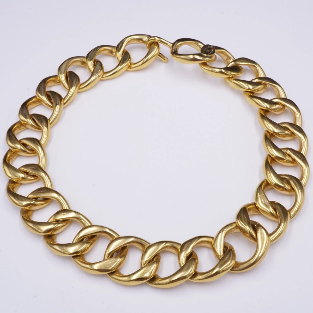 Chanel chunky gold necklace deals