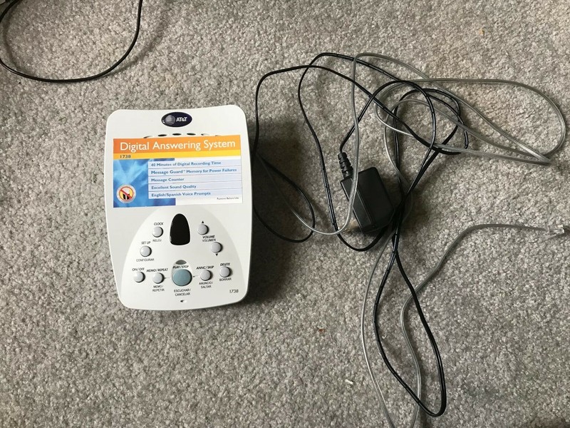 AT&T Model 1738 Digital Answering System w/ Time/Day Stamp 