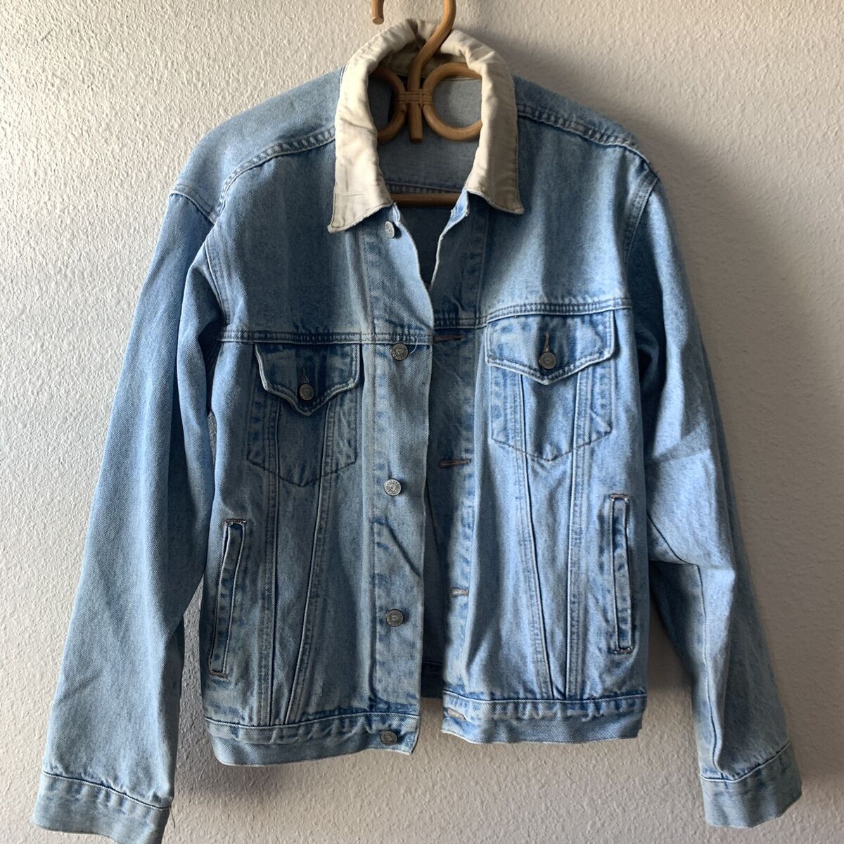 Vintage 90s Looney Tunes Jean Denim Jacket Skate Taz Surf Vintage 90s Looney Tunes Jean Denim Jacket Skate Taz Surf