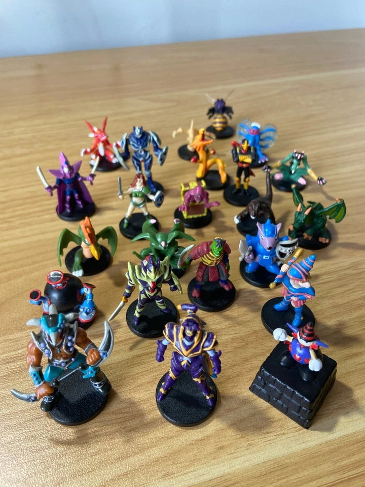 Colección MASIVA Dungeon Dice Monsters | ¡2 juegos de inicio y 25+ figuras! RARO Foto 2 de 4
