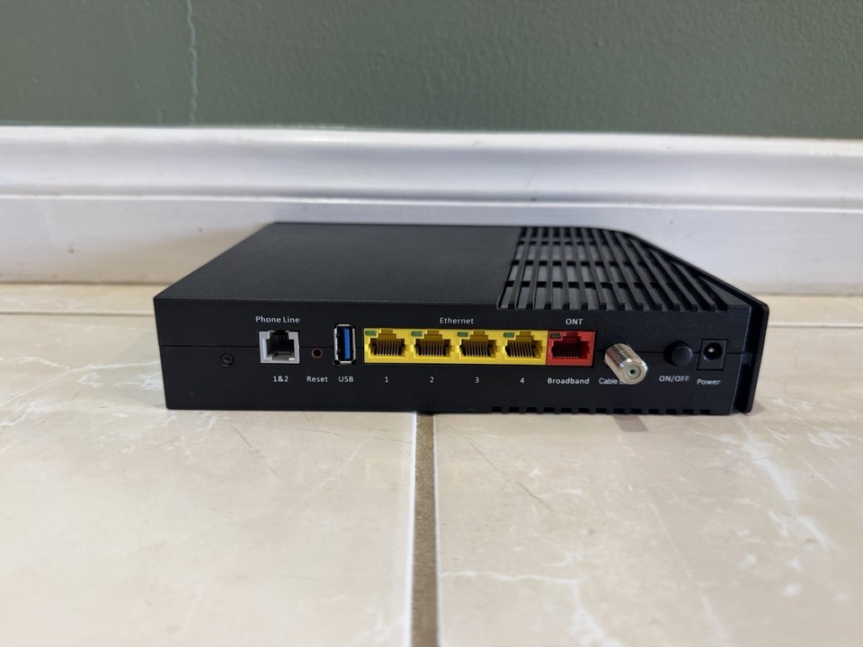 ARRIS NVG468MQ Frontier Router 802.11ac Wi-Fi and MoCA2.0 4 port ...