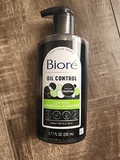Biore Deep Pore Charcoal Cleanser for Oily Skin 6.77 oz