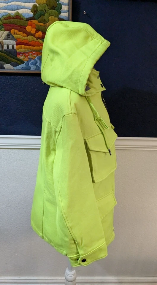 Jaqueta Alice + Olivia By Stacey Bendet com Capuz Zíper Verde Neon Amarelo Tamanho Pequeno - Imagem 4 de 4