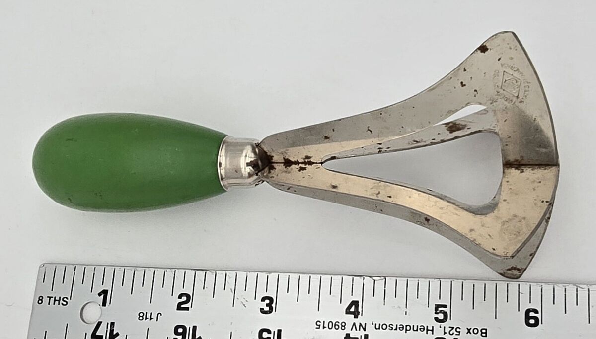 A & J Stainless Steel Chopper Vintage Kitchen Utensil Green A & J Stainless Steel Chopper Vintage Kitchen Utensil Green