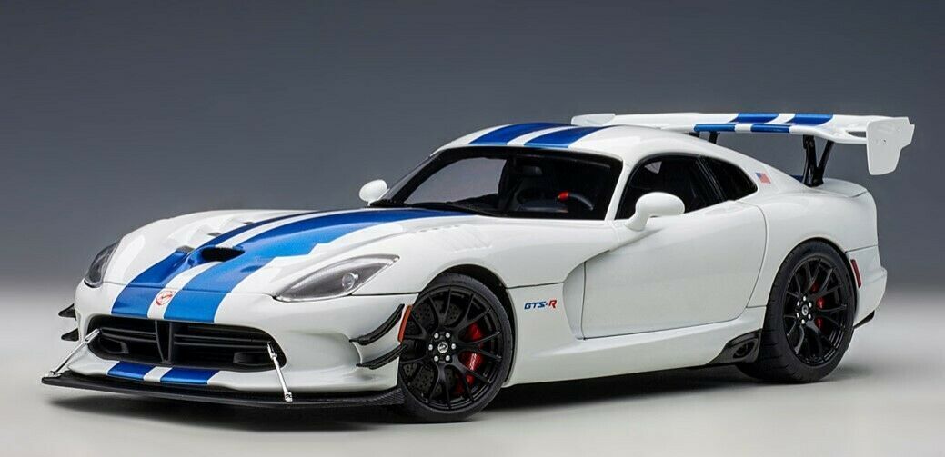 1/18 Dodge Viper GTS-R Commemorative EDT. ACR White Blue 1/18 Dodge Viper GTS-R Commemorative EDT. ACR White Blue