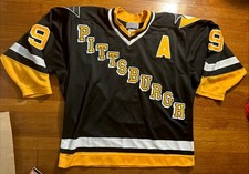 Pittsburgh Penguins Authentic CCM Road Jersey w/ A, Torn Fight Strap Men’s Sz 52