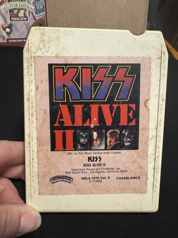 KISS - Alive II 8-Track Cartridge Volume II 1977 Classic Rock Casablanca