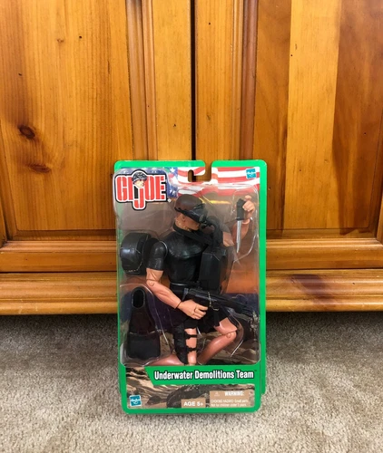 G I Joe 1:6 Underwater Demolitions Team Toy 12" Figure Hasbro 2003