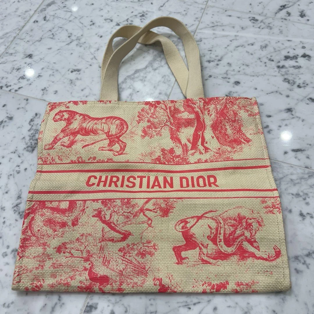 Extrêmement rare fourre tout livre Christian DIOR DIORIVIERA pas à vendre