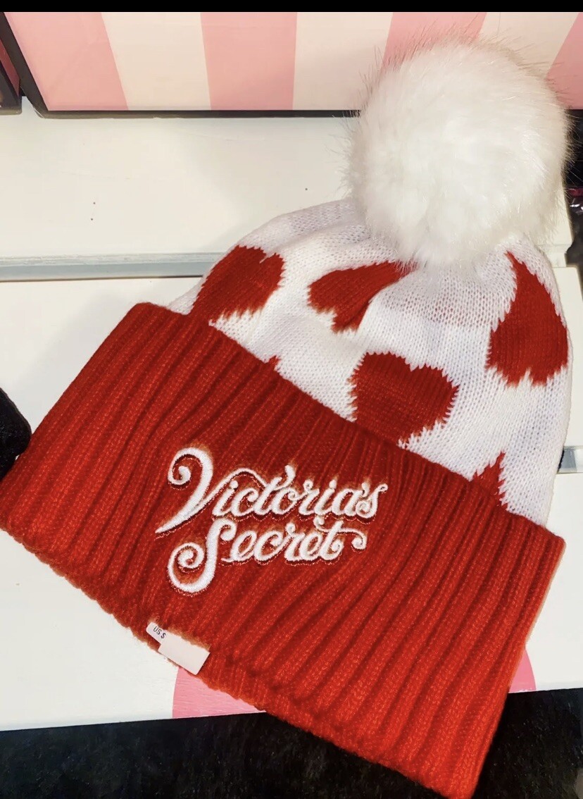 VICTORIA\'S SECRET
Jacquard Pom Pom Beanie & Scarf Victoria main image 3