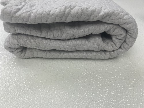Hudson Park Signature Matelasse King Pillowsham Silver New W/O Tags - Picture 3 of 4