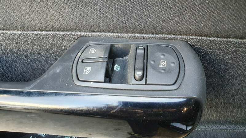 13258521AA window regulator switch front left 164458 for Opel Corsa D 2006