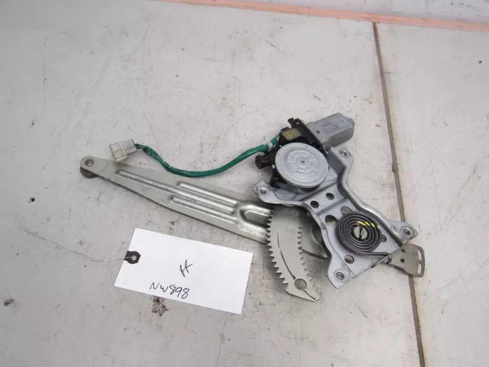 Window Regulator Motor MONTERO SPORT 1997 2004 Right Passenger Side Rear Door - Image 3 of 4