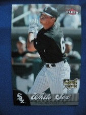 2007 Fleer baseball Minis die-cut R/C Ryan Sweeney Chicago White Sox #331