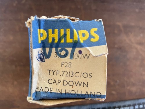 PHILIPS PROJECTOR LAMP 3.5A 100W P28 TYP.7213C/05 CAP DOWN MADE IN HOLLAND - Picture 5 of 6