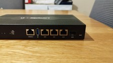 ? OpenWrt Router Firewall 3x Gigabit RJ45 1x Gigabit SFP USB3.0 SILENT ROUTER