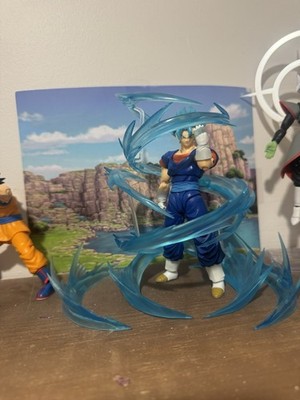 Bandai S.H.Figuarts Vegito Dragon Ball Super Action Figure w/ Energy Effect