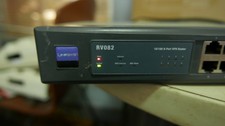 Cisco Linksys RV082 10/100 8-Port VPN Router