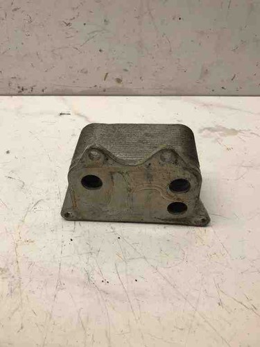 AUDI A4 8K2, B8 Ölkühler 06J117021J 1.80 Petrol 2008 32604420