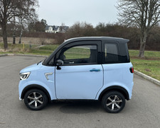 Hellblau Elvora Tura 25 & 45km/h Microcar Kabinenroller 2kw
