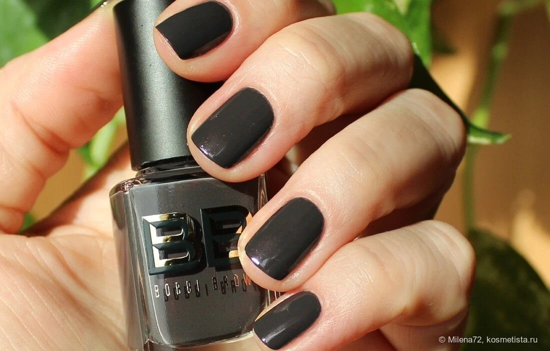 Bobbi Brown Nail Polish Camo