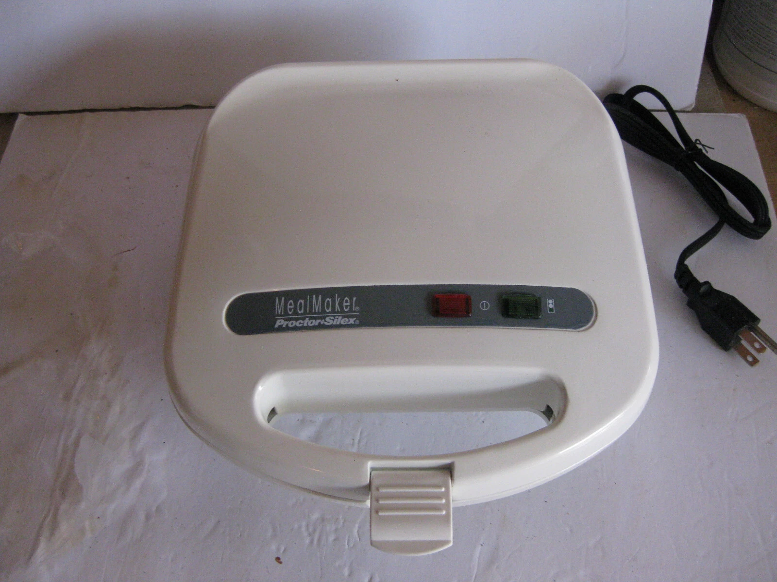 NEW OPEN BOX Proctor Silex Sandwich Maker Toaster PANINI press Nonstick Grill
Opens in a new window