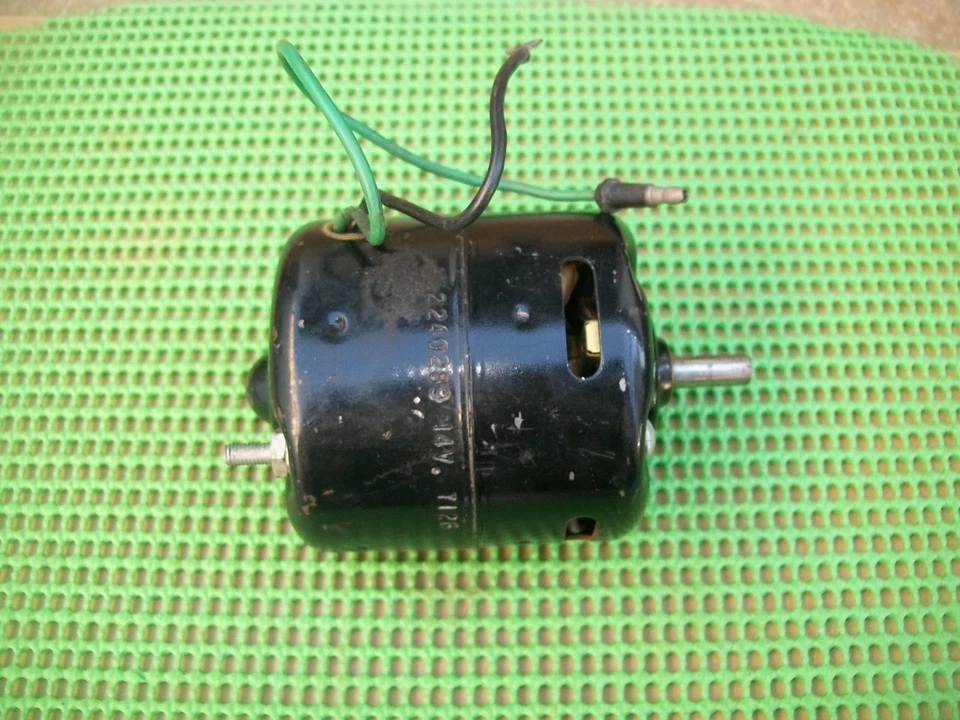 NOS MoPar 1961-1968 Dodge Truck D100 D200 W100 W200 Heater Blower Motor - Image 3 of 3