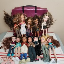 Bratz Doll Lot Vintage Lot of 12 Huge Big Case Clothes Accesories 2000s MGA 2001