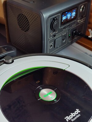 iRobot Roomba 695 Wi-Fi Connected Robotic Vacuum Cleaner - Tested