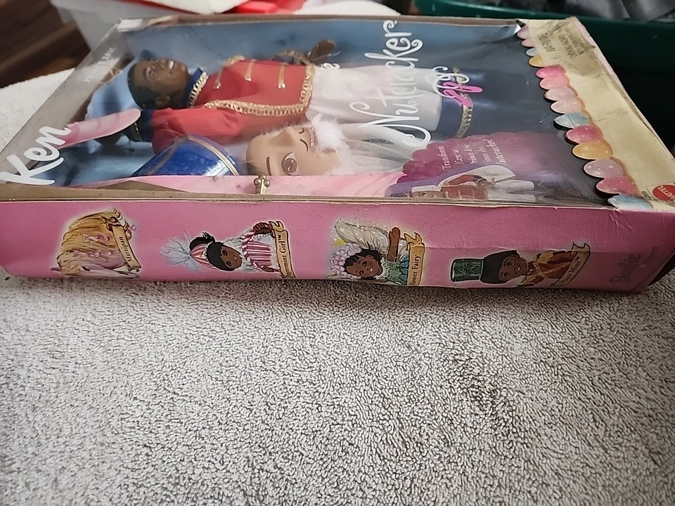 Barbie and Ken in the Nutcracker - Africian American - Mattel 2001 Damaged Box - Image 2 of 4