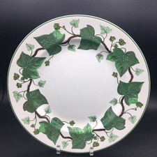 Wedgwood Napoleon Ivy 10.5
