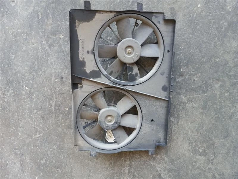 Conjunto ventilador motor radiador 98-04 Chevrolet Corvette 12365307 Foto 3 de 4