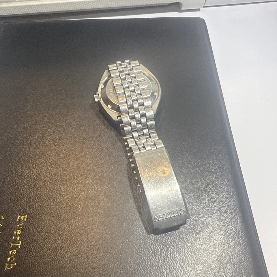 ⌚ Orient Crystal 559N80-00 Wrist Watch – Japan – Day/Date – Vintage 21 Jewels ⌚ - image 3 of 3