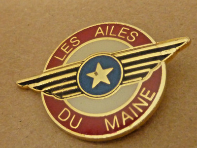 pins pins badge .flugzeug luftfahrt les ailes du maine tab 1