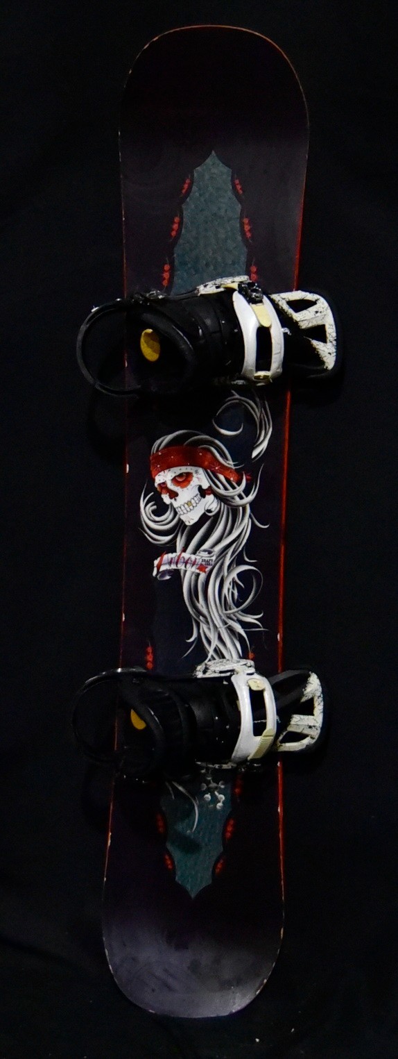 Size 153 Cm With Large Bindings