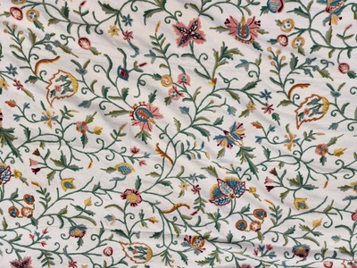 Vtg Crewel Bedcover King B Altman & Co 100%Cotton 115.5''x 111.25'' See Pics/Desc.