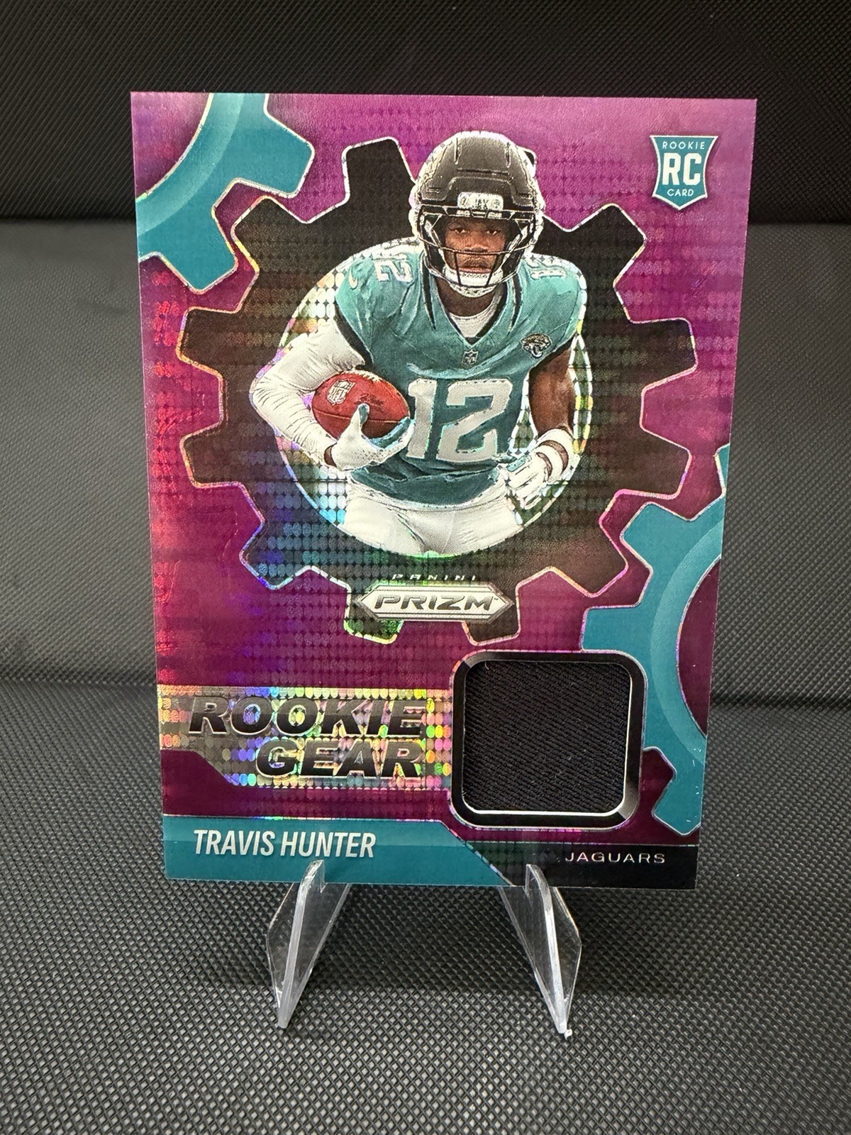 2025 Panini Prizm - Rookie Gear Travis Hunter #RGR-THR Purple Pulsar Prizm (MEM,