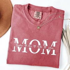 Comfort Colors Pink MOM Graphic Print Crew Ne...