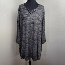 Catherine’s Sweater Women’s 3X Black Lightweight Cozy 3/4 Sleeve V-Neck Detail