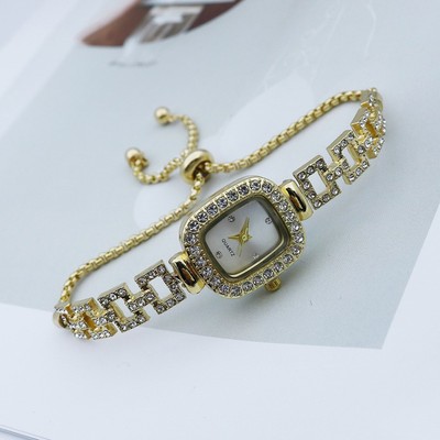 Verstellbare quadratische Armbanduhr mit leichtem Design und bequemer Passform