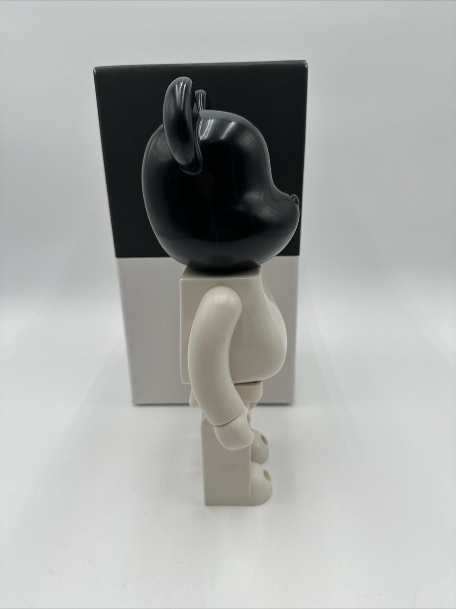 Medicom Bearbrick 400% Comme des Garçons x 10 Corso Como Medicom Bearbrick 400% Comme des Garçons x 10 Corso Como
