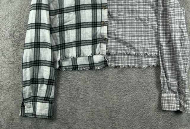 Camisa de franela corta mediana Aeropostale para mujer a cuadros deshilachada botón manga larga Foto 4 de 4