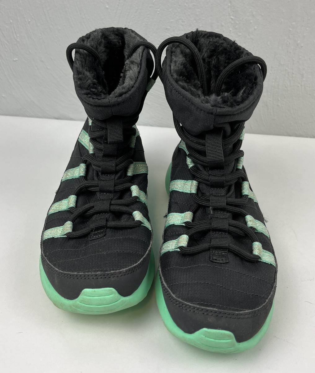 Nike Roshe One HI Black Lace Up Ankle Winter Boots Girls Size