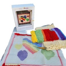 Vtg BeeCrafty Latch Hook Kit Rainbow Hearts Shag Rug Wall Hanging Craft 80s